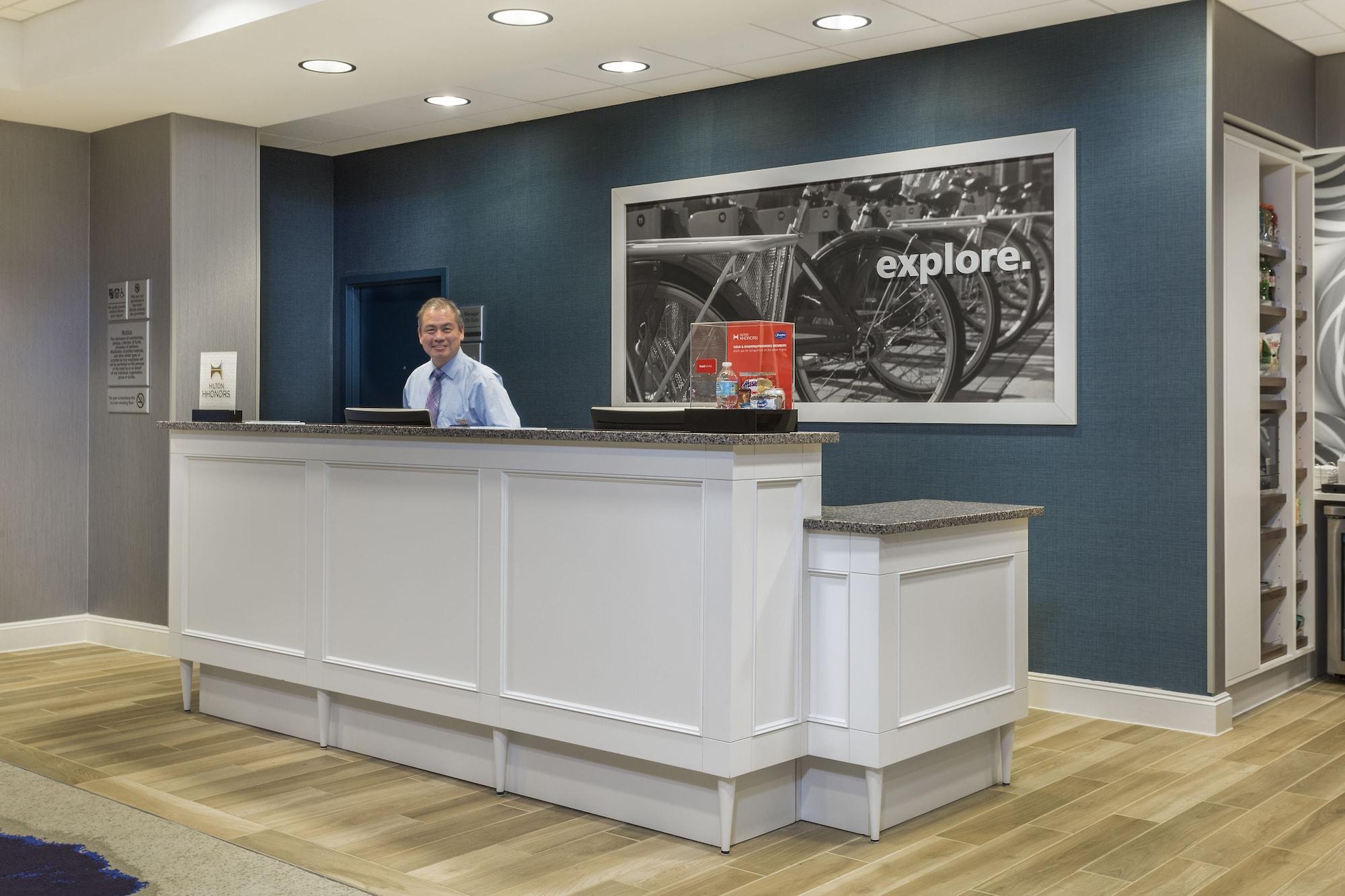 Hampton Inn & Suites Newport/Cincinnati, Ky Εξωτερικό φωτογραφία