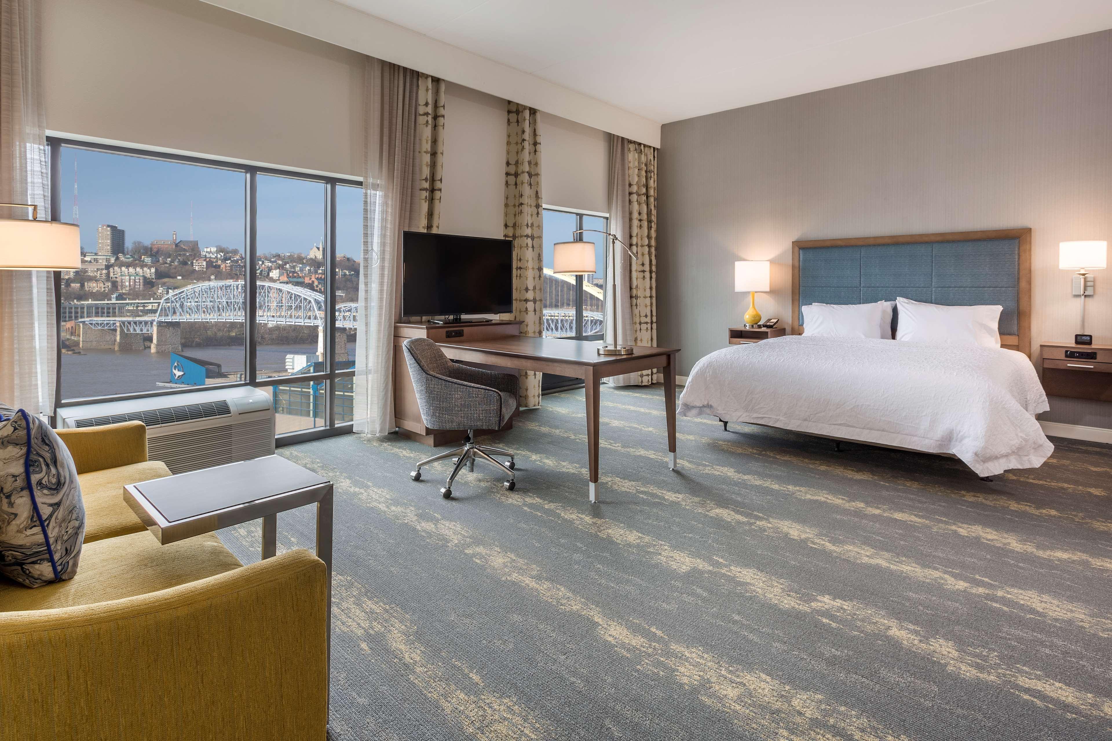 Hampton Inn & Suites Newport/Cincinnati, Ky Εξωτερικό φωτογραφία