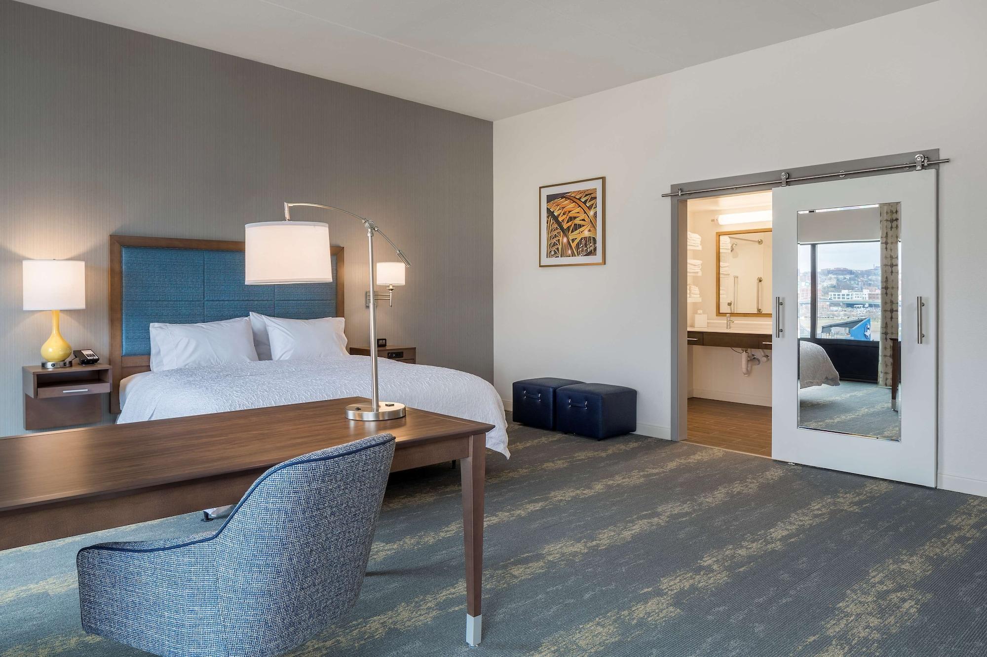 Hampton Inn & Suites Newport/Cincinnati, Ky Εξωτερικό φωτογραφία