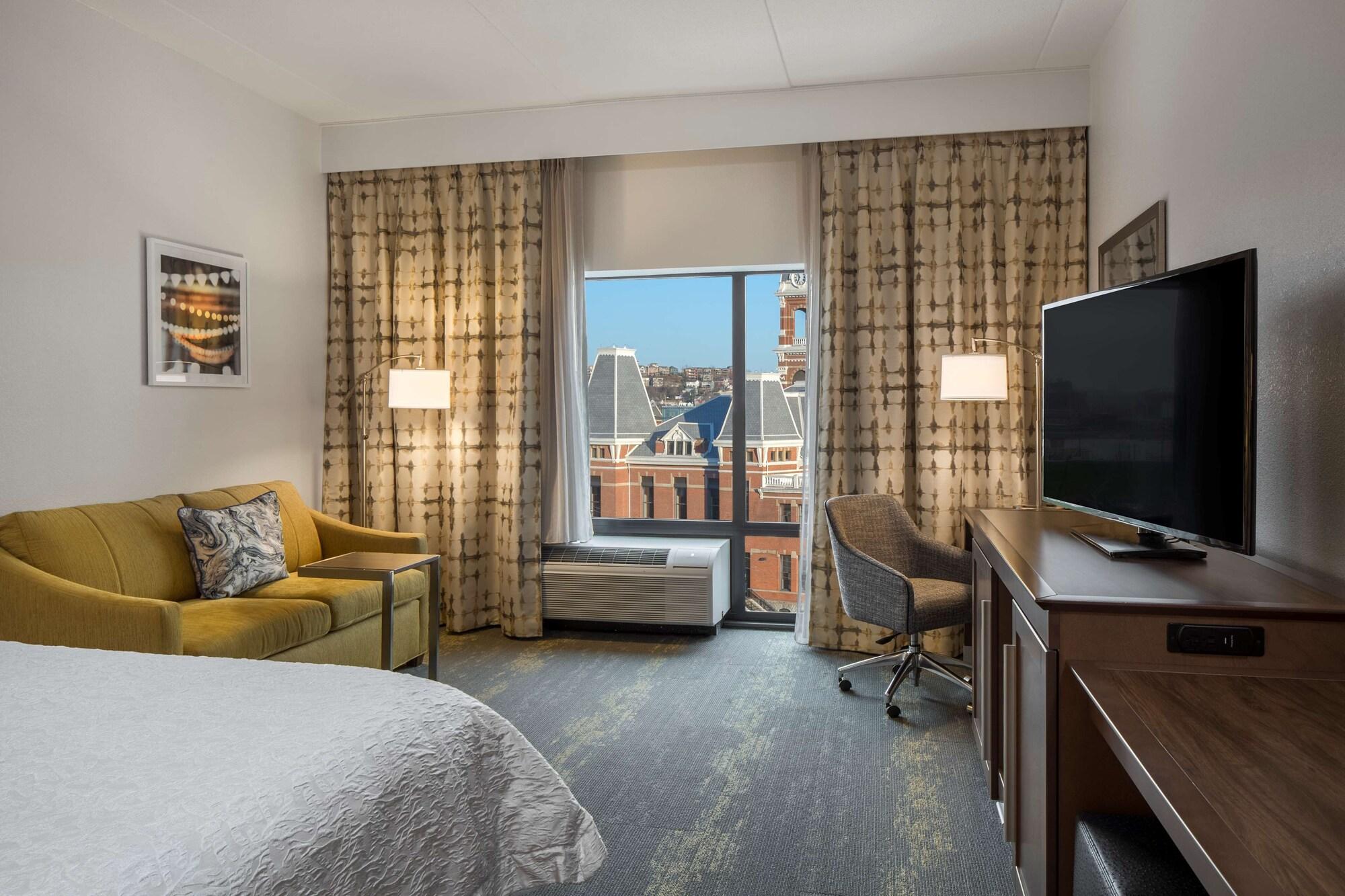Hampton Inn & Suites Newport/Cincinnati, Ky Εξωτερικό φωτογραφία