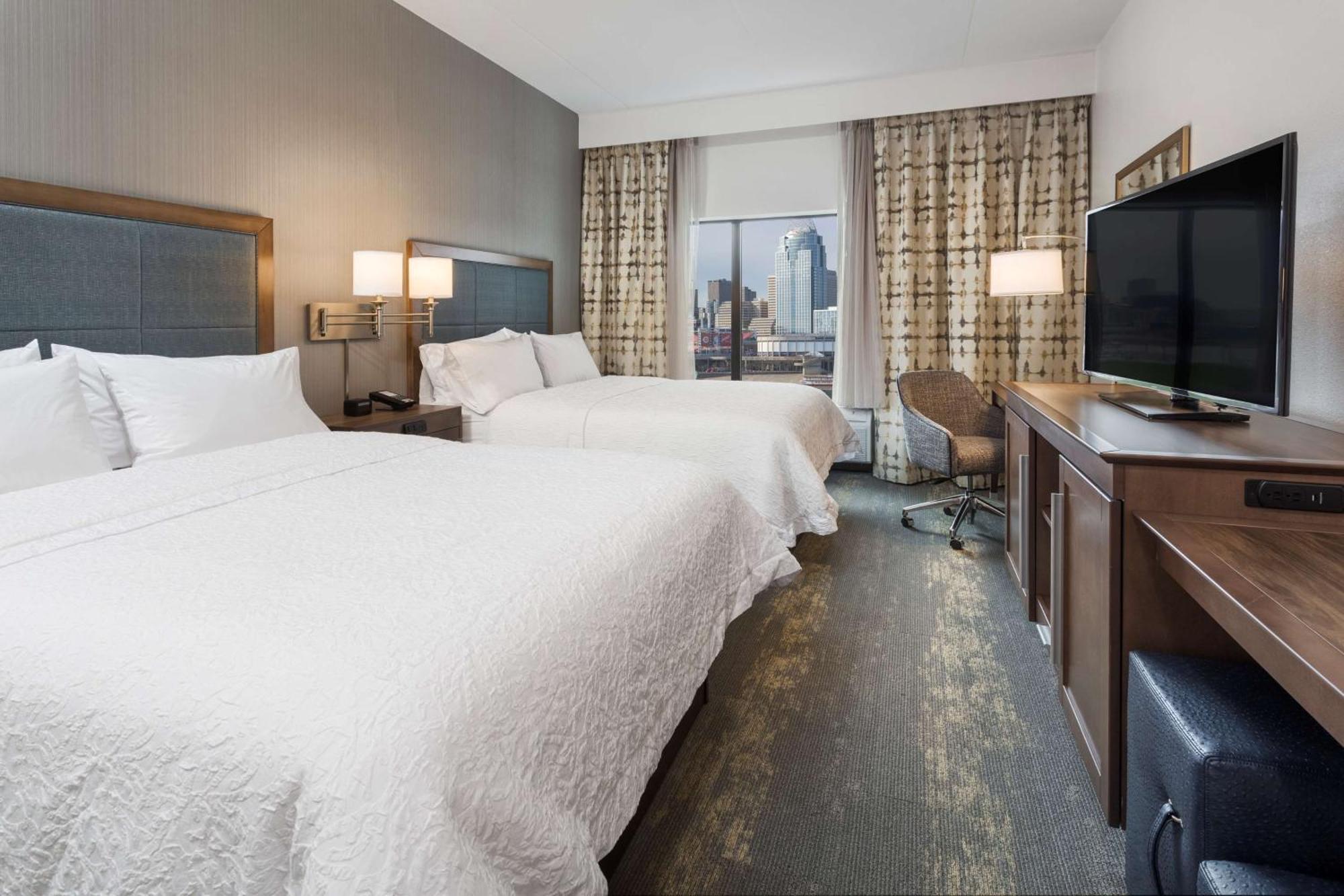 Hampton Inn & Suites Newport/Cincinnati, Ky Εξωτερικό φωτογραφία