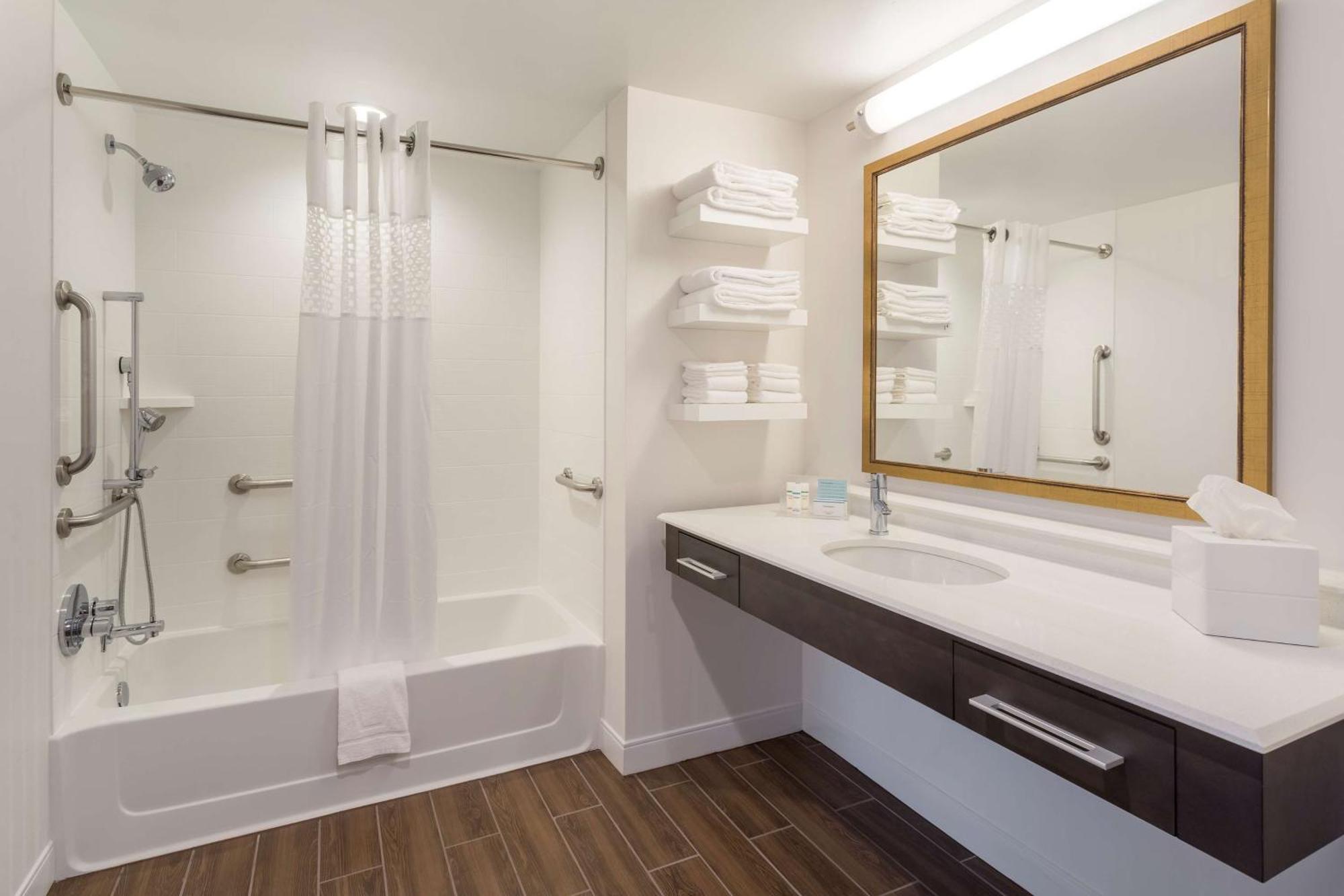 Hampton Inn & Suites Newport/Cincinnati, Ky Εξωτερικό φωτογραφία